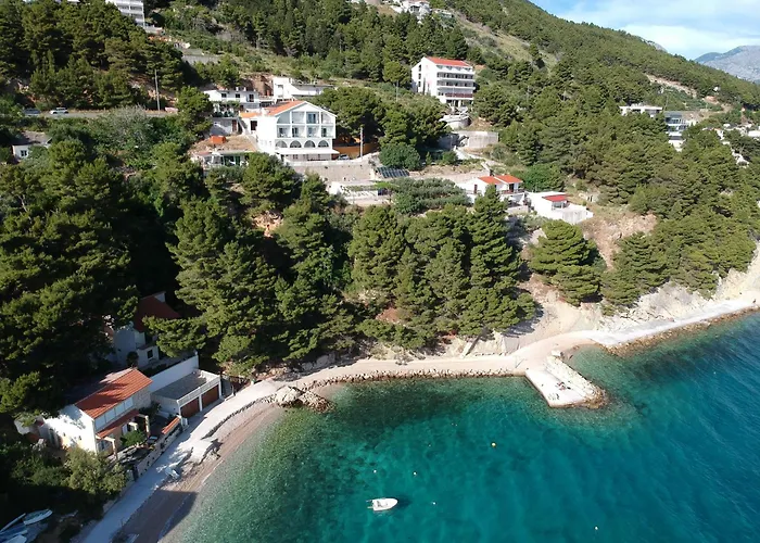 Deluxe Seaview Villa Kennedy III