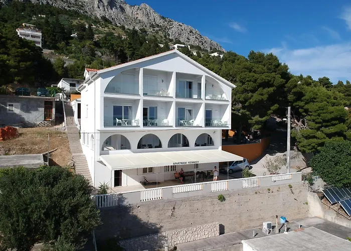 Deluxe Seaview Villa Kennedy III