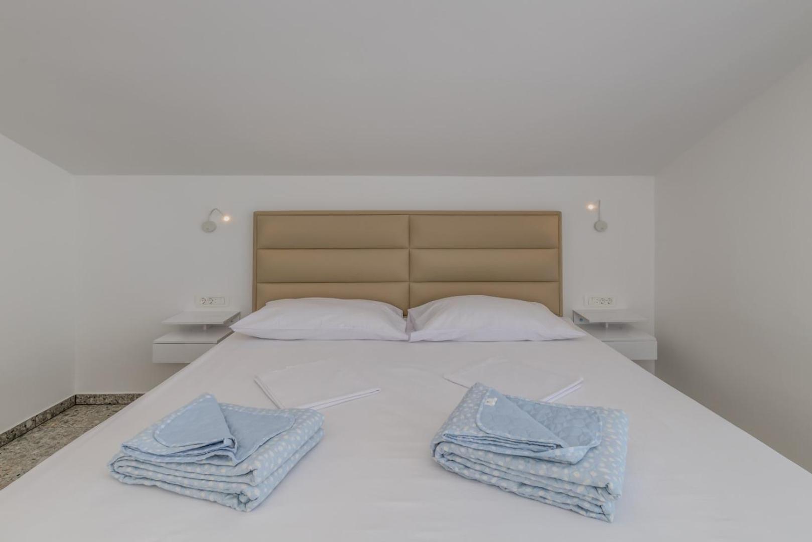 Apartment Deluxe Seaview Kennedy Iii Mimice