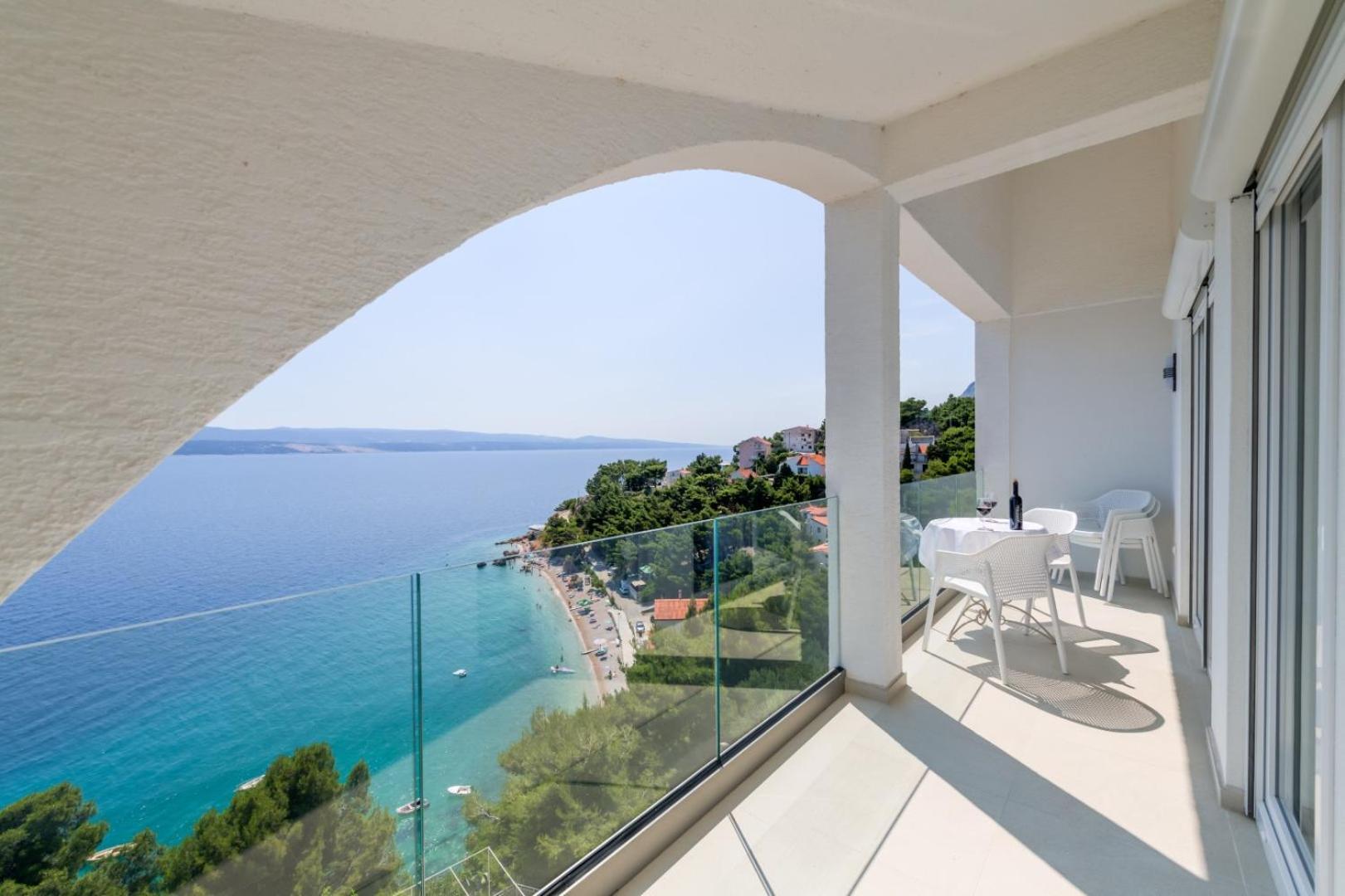 Apartment Deluxe Seaview Kennedy Iii Mimice